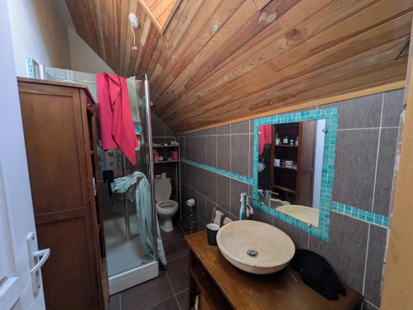 SAINT TUGDUAL GRANDE LONGERE RENOVEE DE 5 PIECES 154m² PARCELLE DE 1390M².