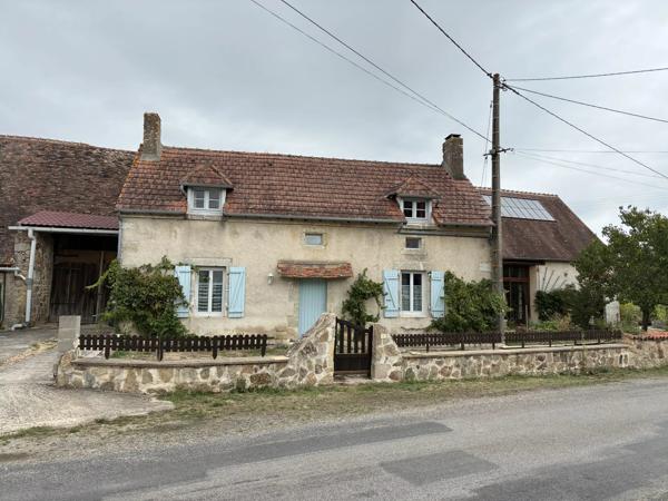 Maison rénovée avec gîte séparé de 3 chambres et piscine !!