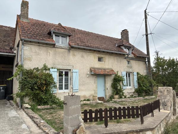 Maison rénovée avec gîte séparé de 3 chambres et piscine !!