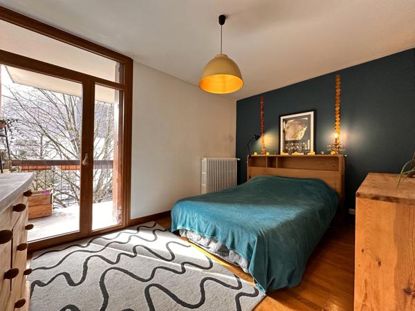 Appartement T3 coup de cœur – 76 m² – Dernier étage – Garage, cave et parking