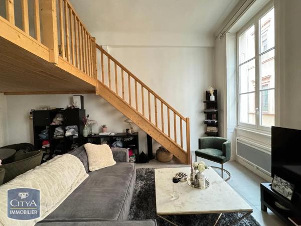 Appartement à louer 1 pièce 35.8m²