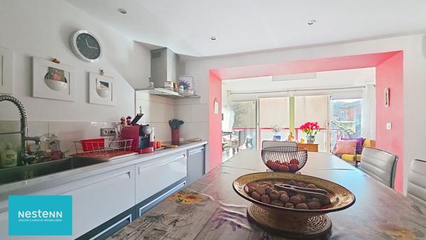 Maison de village T3 avec garage et jardinet en plein centre de Saint Maximin la Sainte Baume