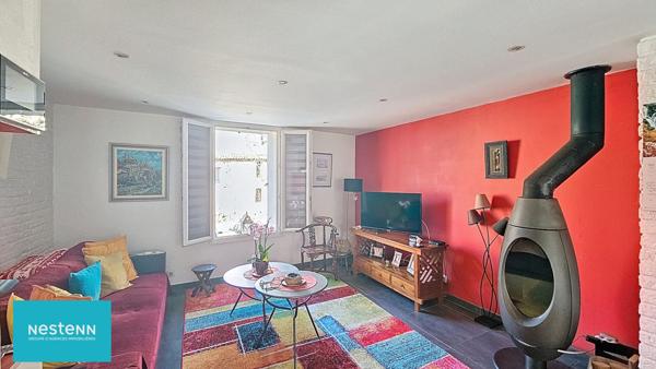 Maison de village T3 avec garage et jardinet en plein centre de Saint Maximin la Sainte Baume