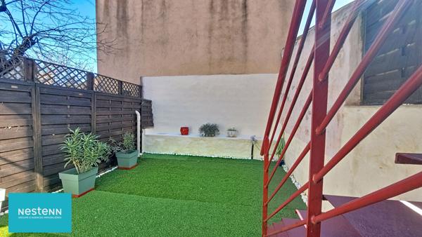 Maison de village T3 avec garage et jardinet en plein centre de Saint Maximin la Sainte Baume