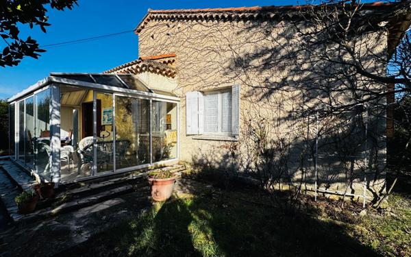 Maison à vendre    4 pièces •  Mazan