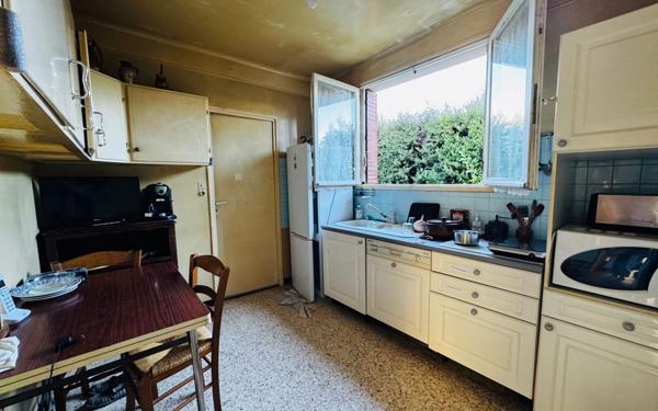 Maison à vendre    4 pièces •  Mazan