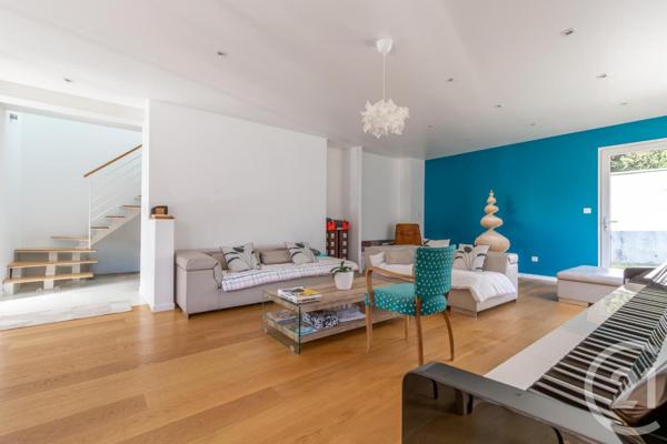 Maison à vendre  8 pièces - 204,01 m2 LA VARENNE ST HILAIRE - 94