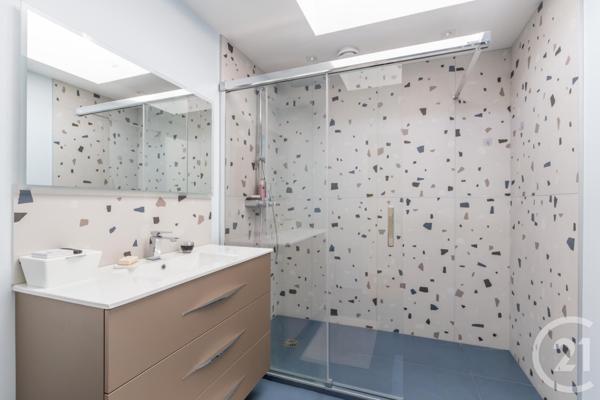 Maison à vendre  8 pièces - 204,01 m2 LA VARENNE ST HILAIRE - 94