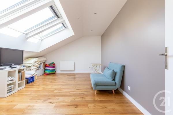 Maison à vendre  8 pièces - 204,01 m2 LA VARENNE ST HILAIRE - 94