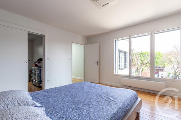 Maison à vendre  8 pièces - 204,01 m2 LA VARENNE ST HILAIRE - 94