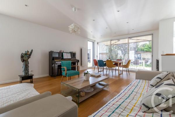 Maison à vendre  8 pièces - 204,01 m2 LA VARENNE ST HILAIRE - 94