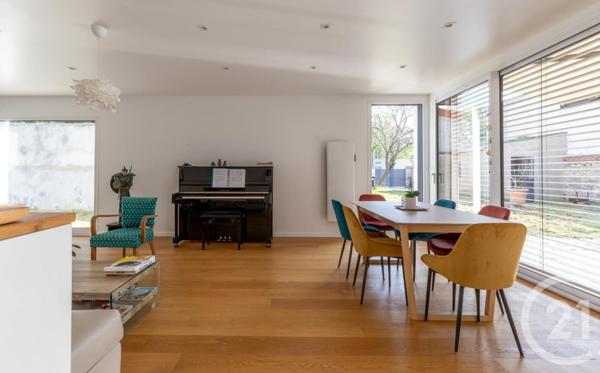 Maison à vendre  8 pièces - 204,01 m2 LA VARENNE ST HILAIRE - 94