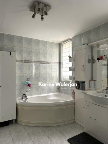 Hénin-Beaumont (62110) MAISON BOURGEOISE 9 PIECES 235 M2