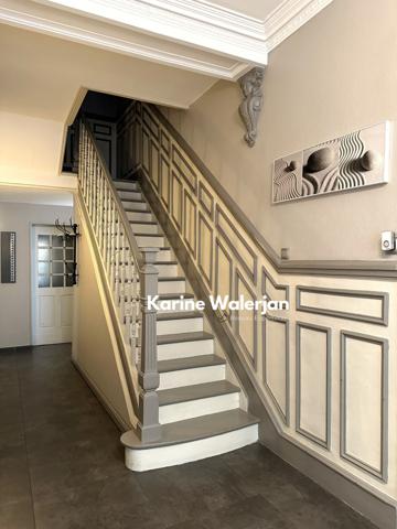 Hénin-Beaumont (62110) MAISON BOURGEOISE 9 PIECES 235 M2