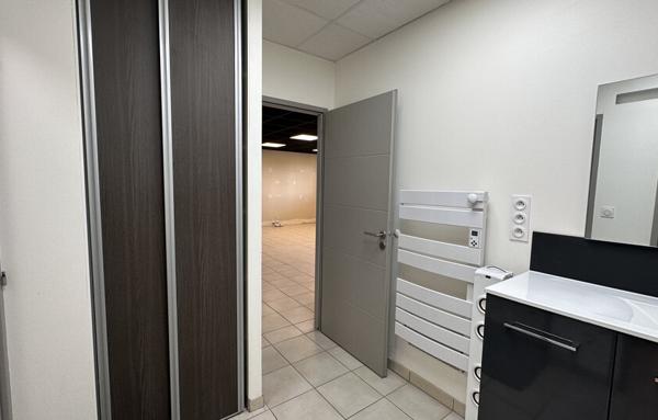 Local Professionnel de 132 m²