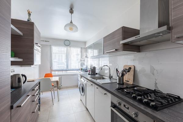 Appartement Paris 3 pièce(s) 79 m2