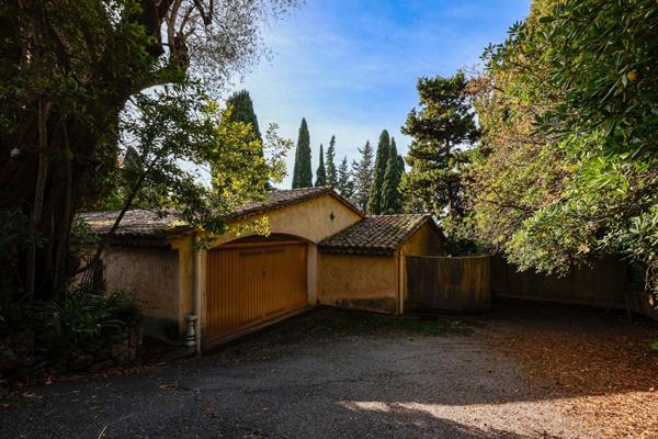 Villa Le Cannet 9 pièce(s) 446 m2 piscine