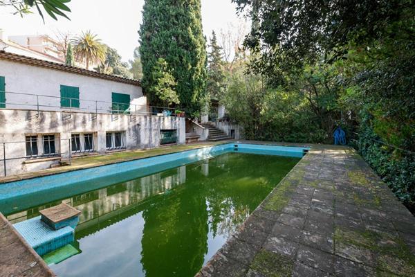 Villa Le Cannet 9 pièce(s) 446 m2 piscine