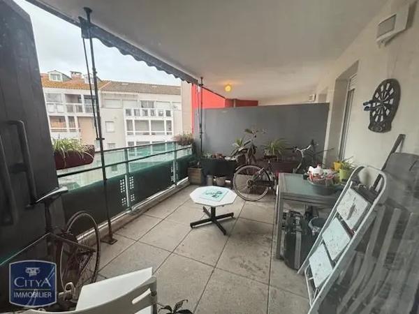 Appartement à louer 2 pièces 44.4m²