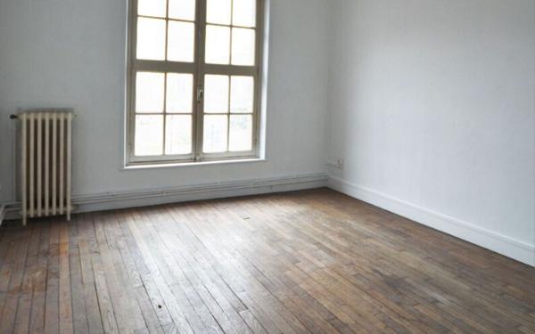 Appartement à louer    4 pièces •    Abbeville