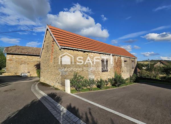 Maison 76m², à rénover, toiture neuve, PAC, Pirey