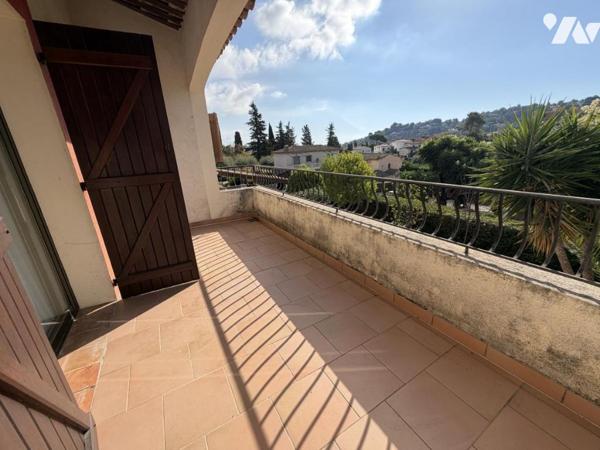 Vallauris maison de 140 m2 sur terrain de 1718 m2 en copropriété (570 m2 environ pour ce lot)