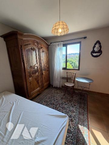 Vallauris maison de 140 m2 sur terrain de 1718 m2 en copropriété (570 m2 environ pour ce lot)