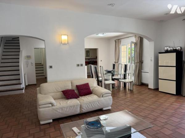 Vallauris maison de 140 m2 sur terrain de 1718 m2 en copropriété (570 m2 environ pour ce lot)