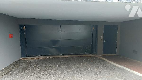 Parkings en sous-sol frontière  de Monaco, résidence sécurisée, à partir de 108 120 €.