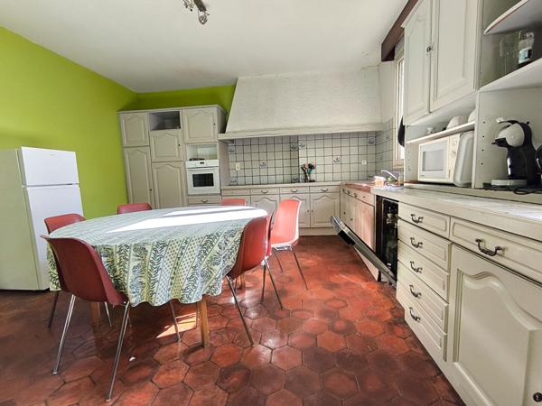 20669 - Hyper centre de Soissons Appartement à rénover