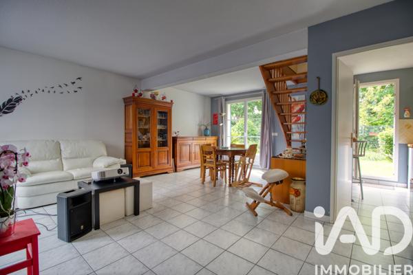 Maison à vendre 5 pièces 77 m² Aubergenville