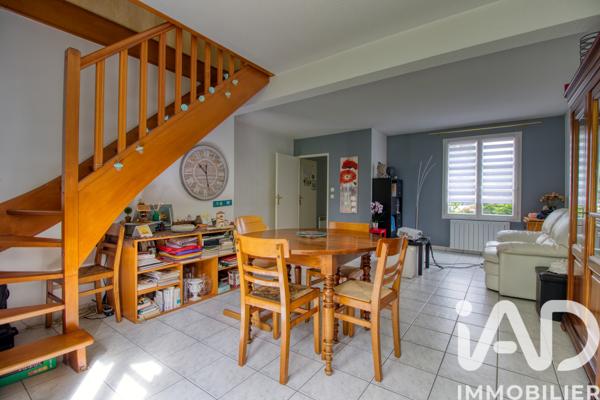 Maison à vendre 5 pièces 77 m² Aubergenville