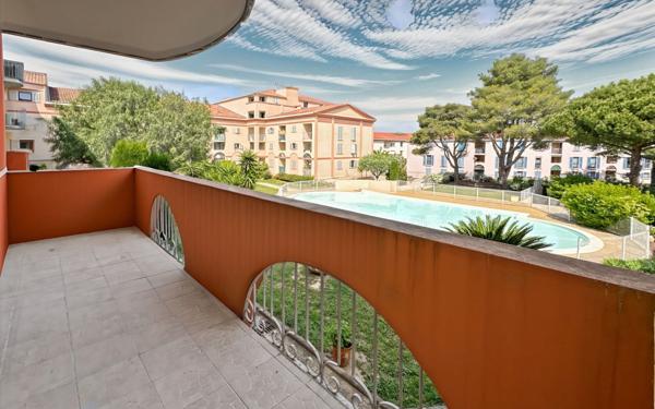 Appartement à vendre    1 pièce • 32,28 m2 Fréjus