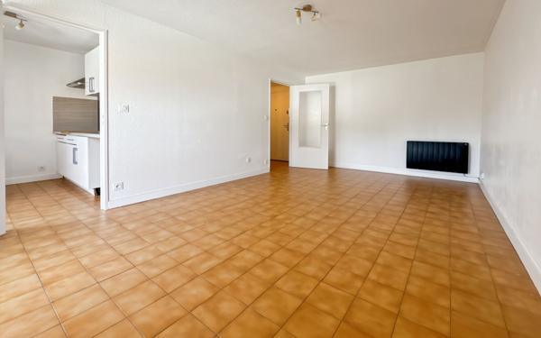 Appartement à vendre    1 pièce • 32,28 m2 Fréjus