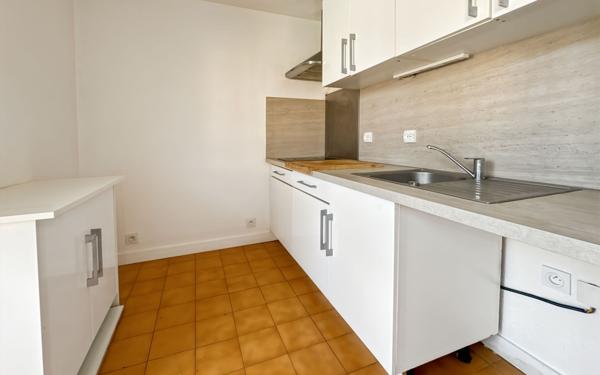Appartement à vendre    1 pièce • 32,28 m2 Fréjus