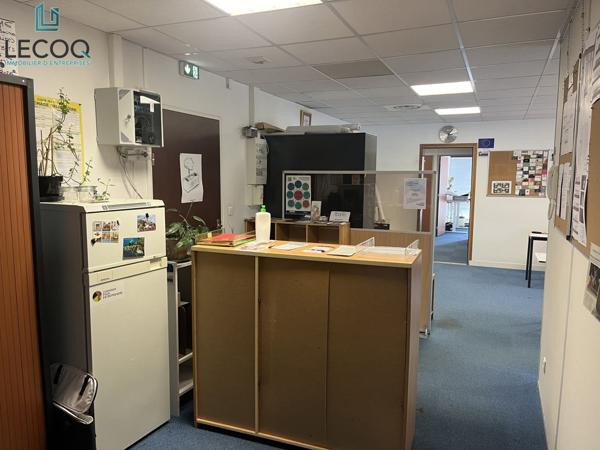 Plateau de Bureaux en RDC à LAVAL