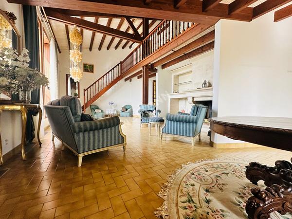 Maison Marennes Hiers Brouage 9 pièce(s) 215 m2