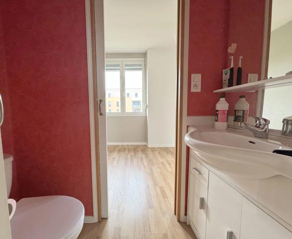 Maison 5 pièces avec garage et jardin