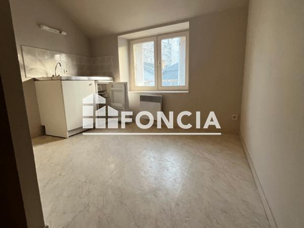 Location Appartement 2 pièces 24.75 m² - 10 RUE MICHEL VIELLE Sable Sur Sarthe 72300