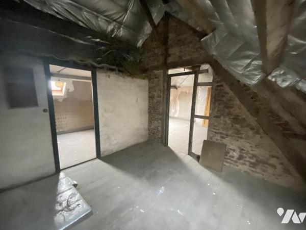 A VILLERS BRETONNEUX Maison Mitoyenne