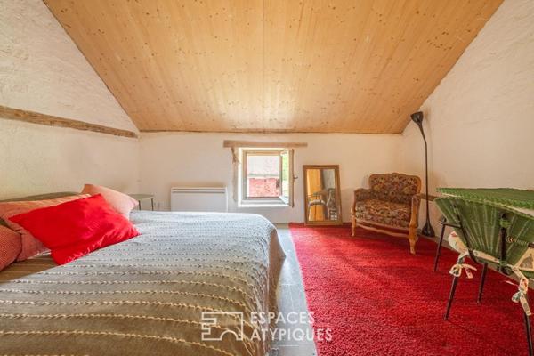 Un havre bucolique entre pierre, bois et rivière