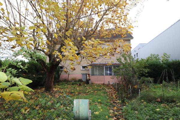 Maison  5 pièce(s) 109m2