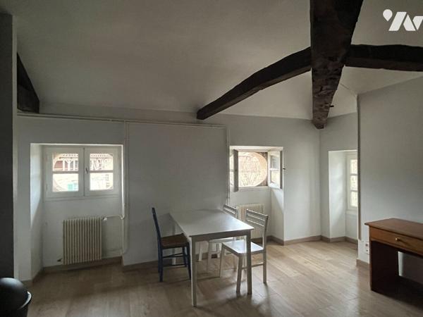 Appartement T2 dans l'hyper centre de Figeac 