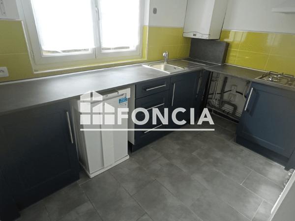 Location Appartement 2 pièces 51.53 m² - 35 37 39 41 43 RUE DU MANIO Lorient 56100