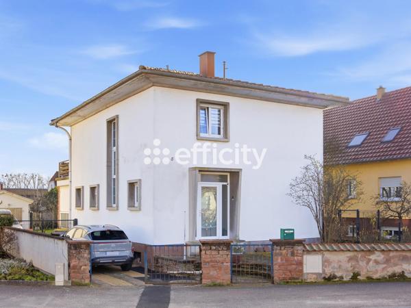 Maison
         6 pièces
        - 140 m² Exclusivité 399 000 € *
