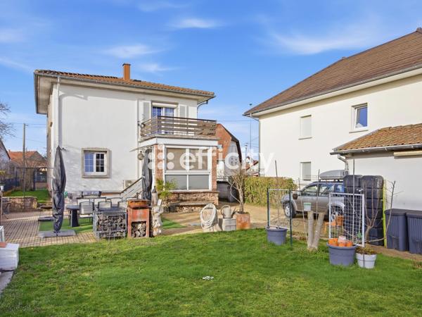 Maison
         6 pièces
        - 140 m² Exclusivité 399 000 € *