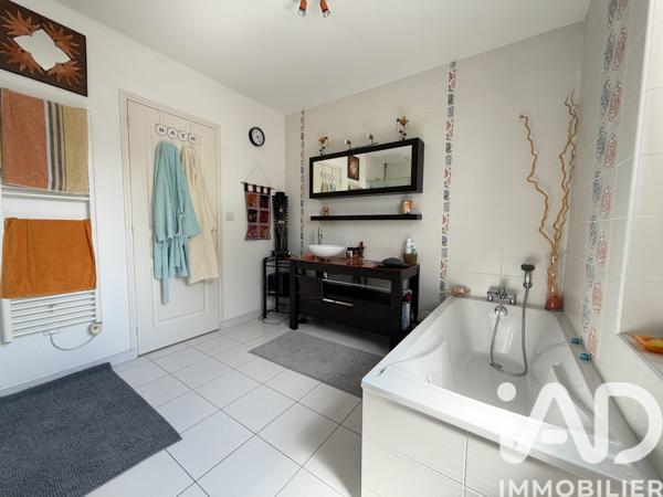 Maison à vendre 4 pièces 110 m² Coulaines