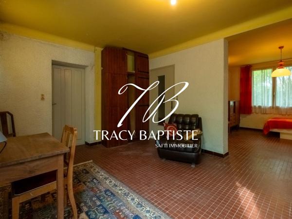 Charmante maison des années 60 à rénover