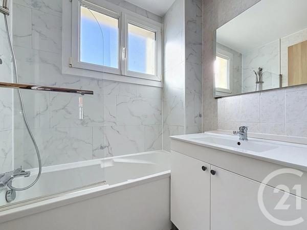 Appartement F5 à vendre  5 pièces - 77,50 m 2   NANCY  - 54