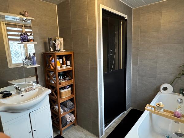 BELLE MAISON RÉNOVÉE 3 CHAMBRES + STUDIO INDÉPENDANT